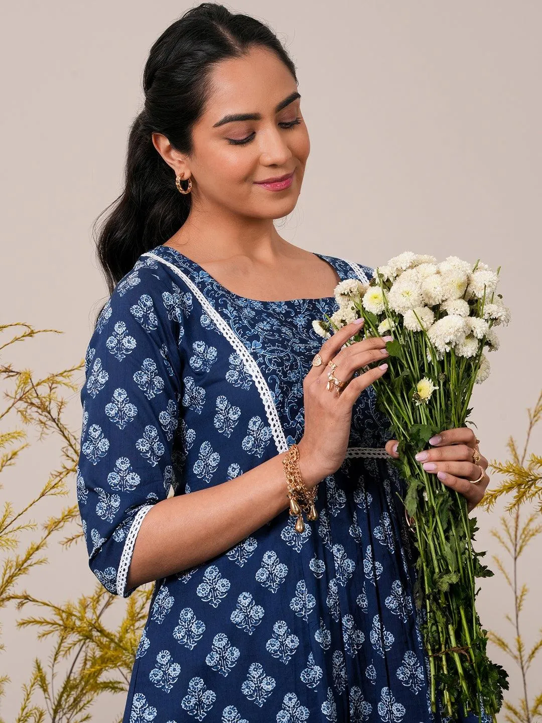 26568_6.webp Indigo Printed Cotton A-Line Kurti - Image 1